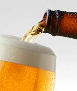 Η μπύρα εμπλουτίζεται και αρωματίζεται από το λυκίσκο.
