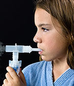 Παιδιά που περνούν πάνω από 2 ώρες καθημερινά βλέποντας τηλεόραση έχουν διπλάσιες πιθανότητες να πάθουν άσθμα.